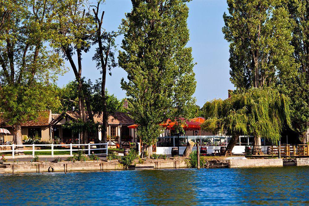 Les Canisses Saint-Pierre-la-Garenne Zewnętrze zdjęcie